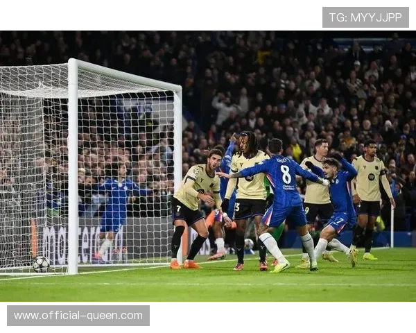 马赛后卫帕瓦尔单场送点加乌龙，创尴尬纪录